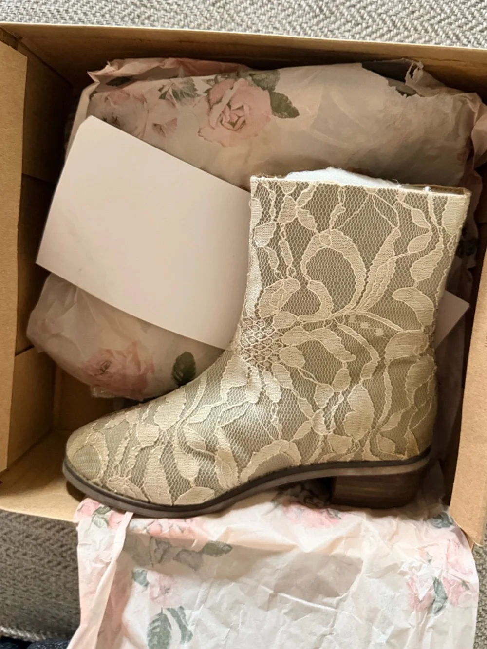 Joyfolie Child’s 10 & 13 Wren Boots in Lace Cream